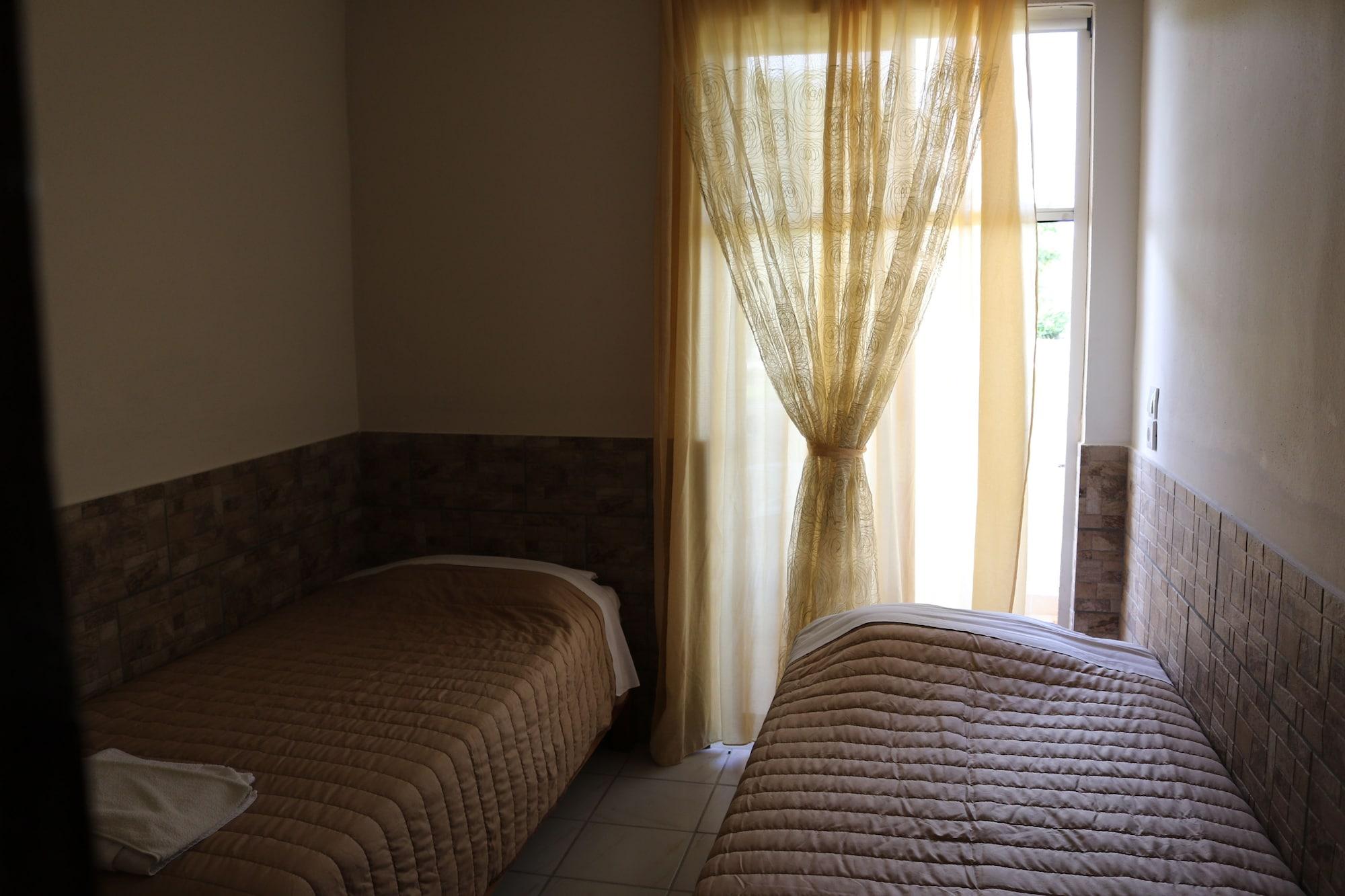 Golden Sun Lejlighedshotel Tigaki Eksteriør billede